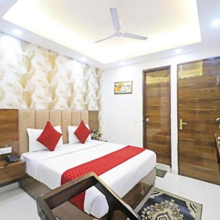 Hotel Vijaydeep Place Near Delhi Airport Új-Delhi Kültér fotó