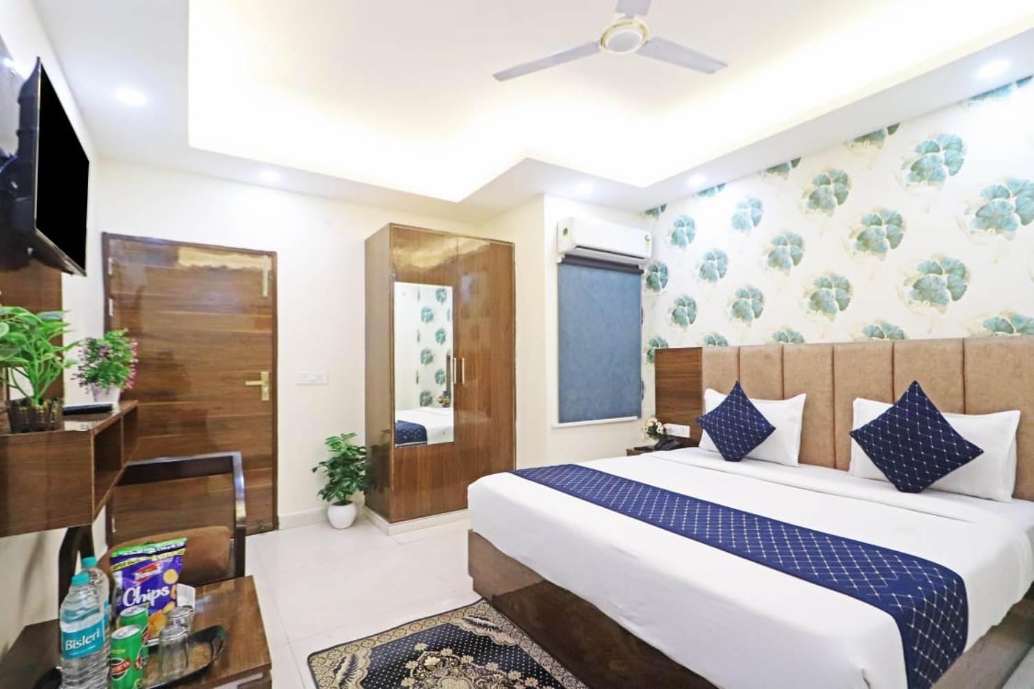 Hotel Vijaydeep Place Near Delhi Airport Új-Delhi Kültér fotó