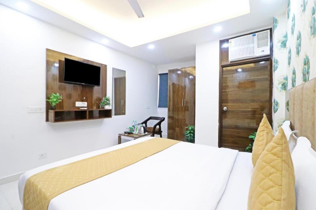 Hotel Vijaydeep Place Near Delhi Airport Új-Delhi Kültér fotó